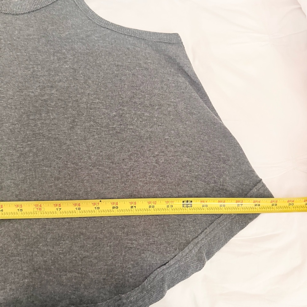 NWOT FREE PEOPLE WE THE FREE GRAY RACERBACK TANK TOP—PRISTINE, NEVER WORN! - Picture 11 of 11